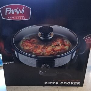 Parini Electric Pizza Cooker in Black